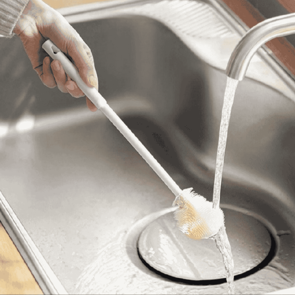 Washable and easy-rinse design of the silicone bottle brush