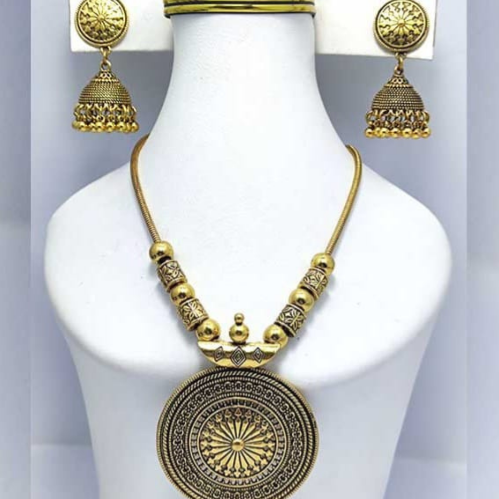 Golden China antique necklace set on dummy display