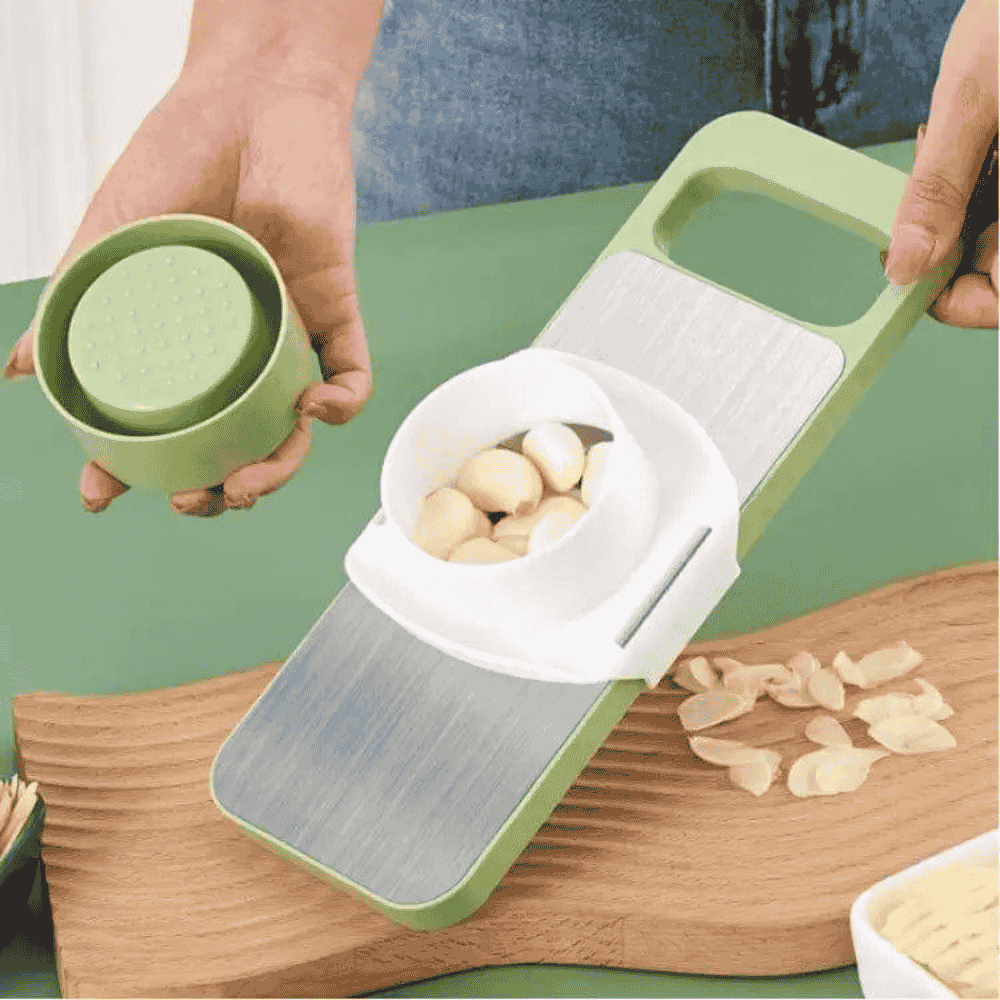 Detailed view of interchangeable blades on cutter
