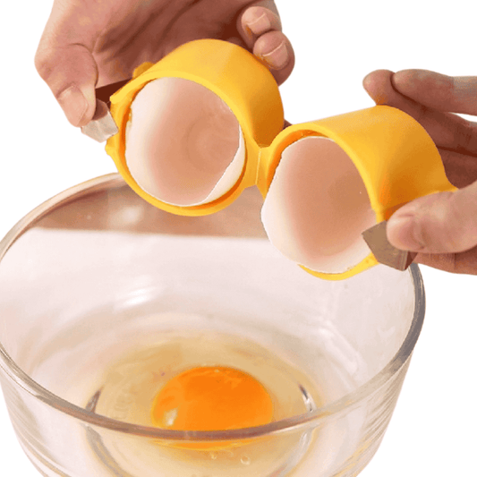 Interior design and components of the egg cracking tool