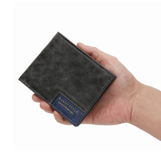 front-look-2 displaying alternative angle of the wallet front