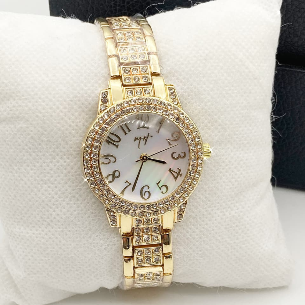 Luxury Crystal Women’s Watch Elegant Diamond Style Wrist Watch