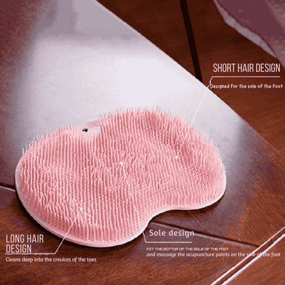 Close-up of the bath mat's dual-bristle design for effective exfoliation