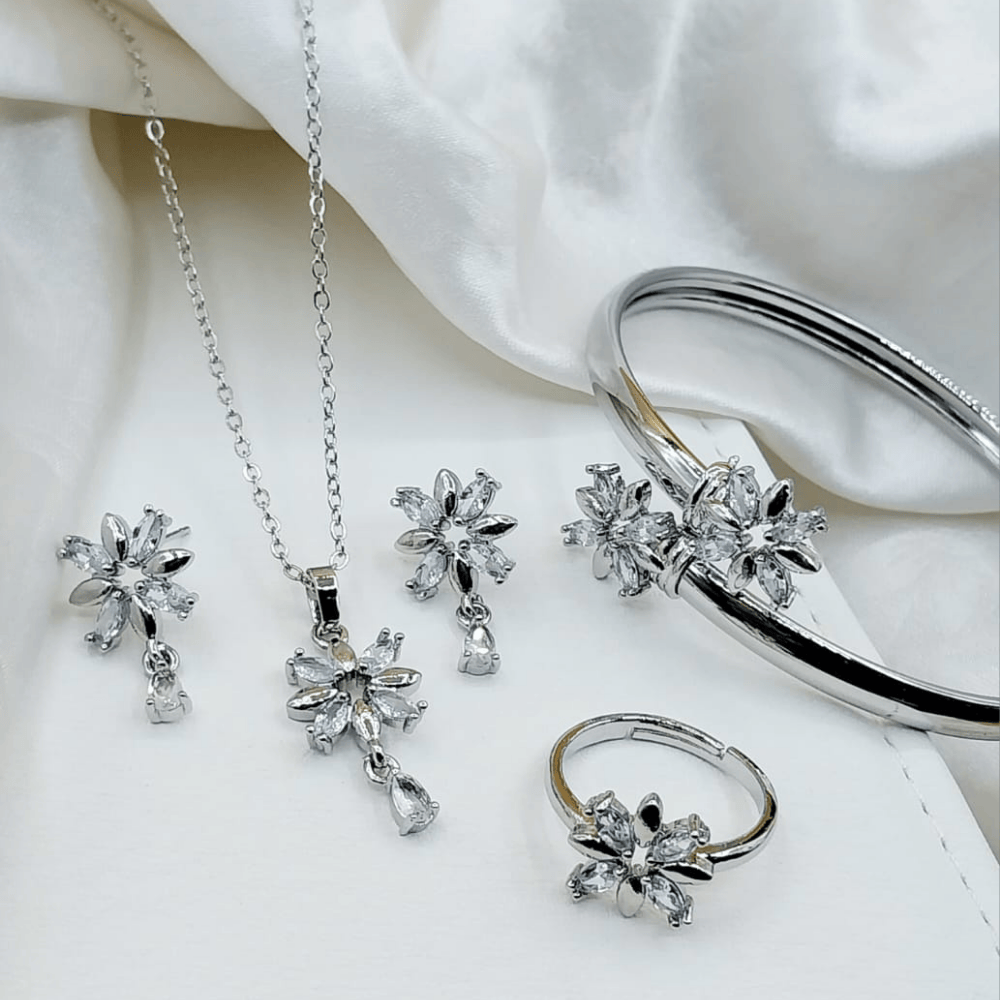 Locket Set with Ear Rings and Ring – Silver Finish