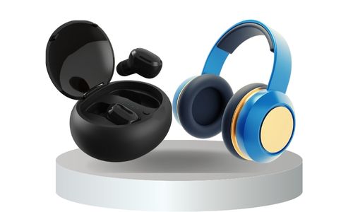 Buy high-quality wired and wireless earphones and headphones online in Pakistan – crystal-clear sound for music and calls