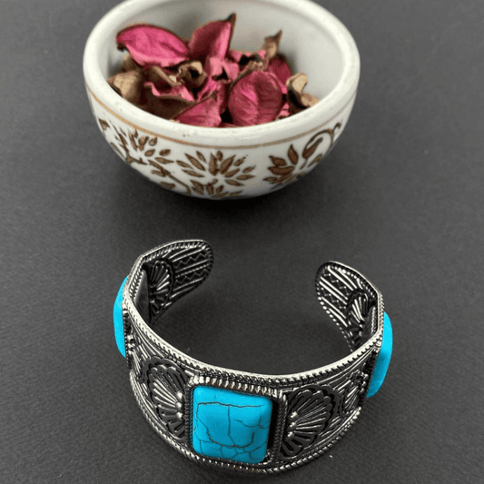 blue-antique-bangle
