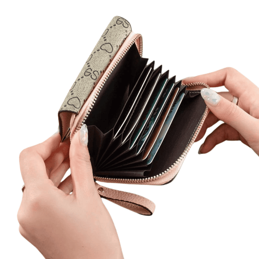 card-holder showing the detachable card holder included with the ladies wallet
