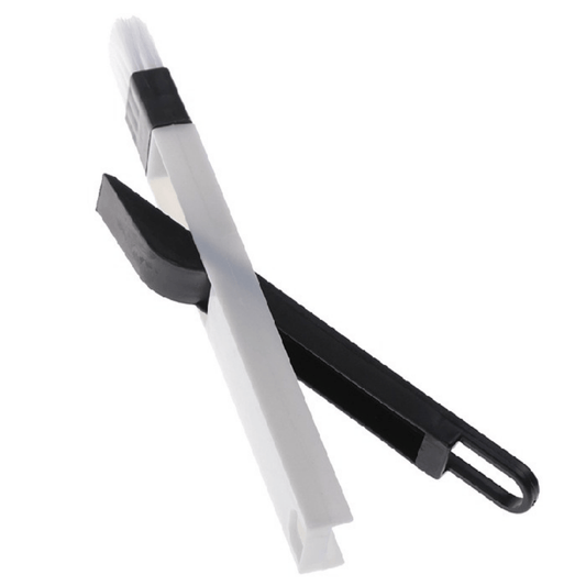 Cross-sectional view of the cleaning brush with cover