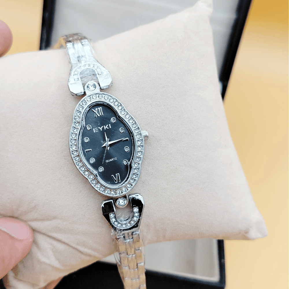 Close-up showcasing the Eyki ladies watch in silver