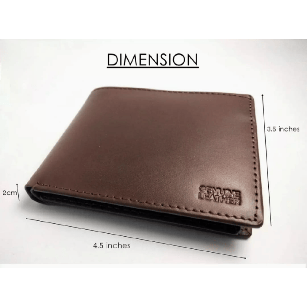 front-picture capturing the wallet's closed look from the front