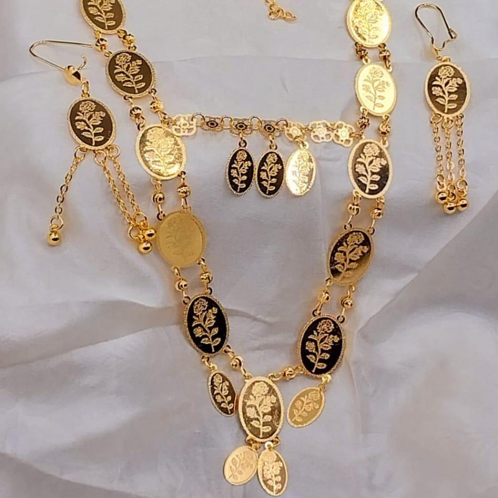 Side angle of the artificial gold plated set