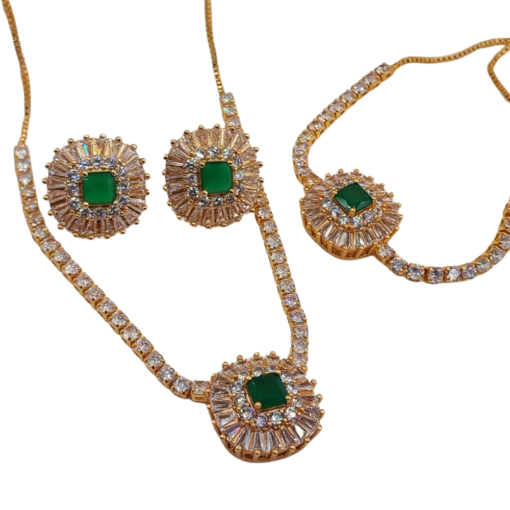 Green artificial locket with bracelet in gold plating