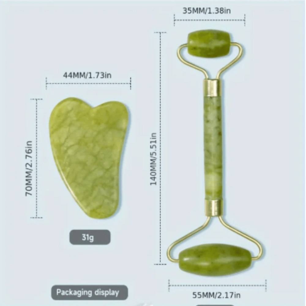Size chart detailing the dimensions of the jade roller and Gua Sha tools.