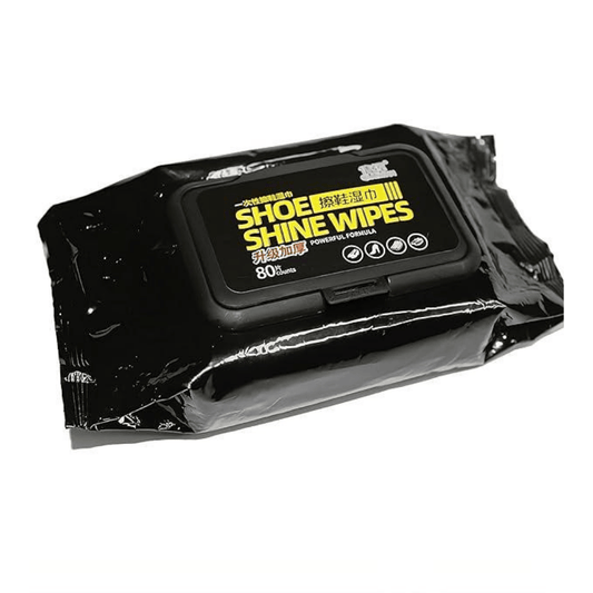 Detailed front view of the shoe cleaning wipes packet