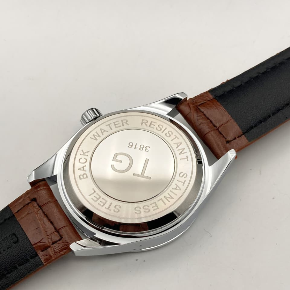 Master Lock Strap Men’s Watch Best Price in Pakistan